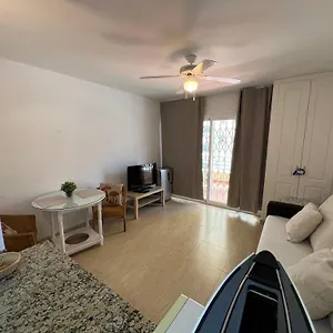 magnfico-apartamento-en-la-carihuela-torremolino.es-andalucia.com/